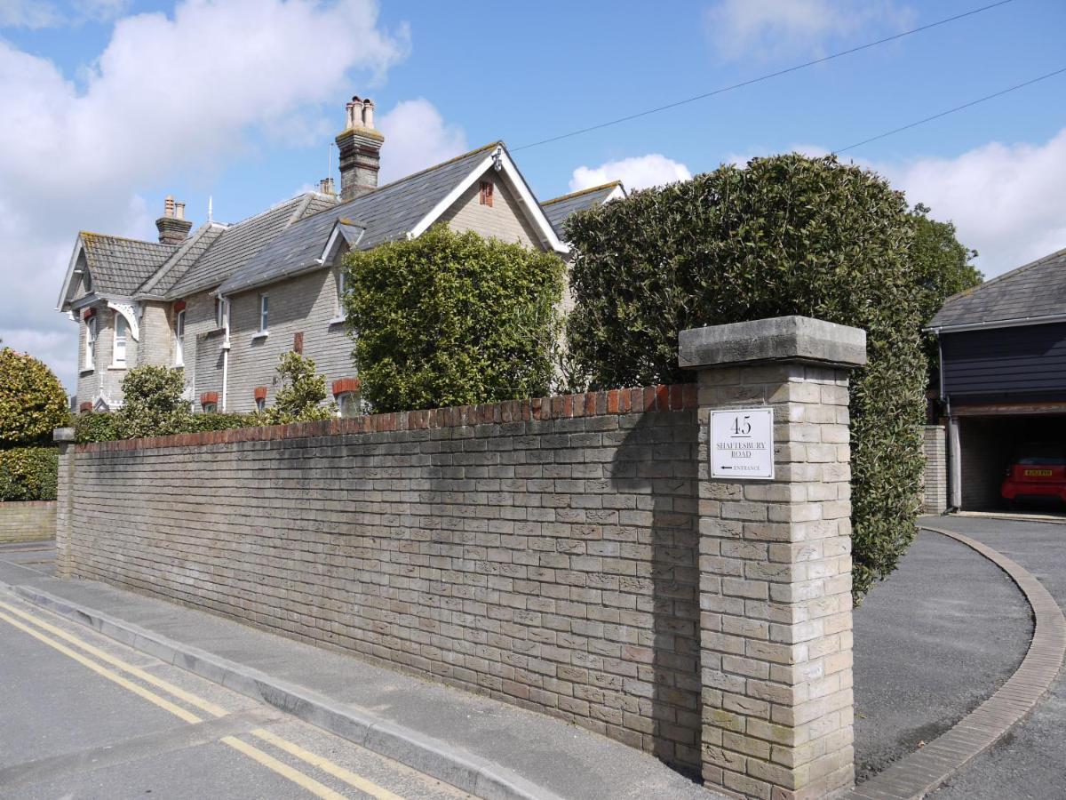 Cranborne House Hotel Poole Exterior foto